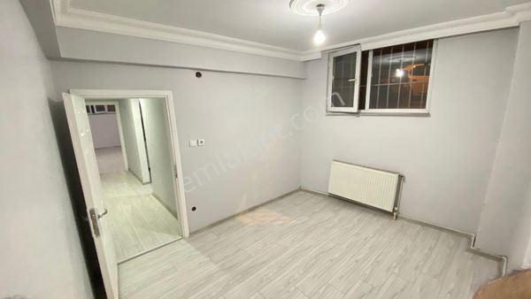 BAYRAMPAŞA YILDIRIM 2+1 BAHÇE KATI KOMBİ PETEK PARKE BAHÇELİ 90 M2 