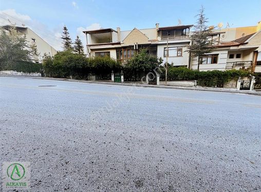 ALKAYIŞTAN CADDE ÜZERİNDE 3.KATLI 6+1 LÜXS KİRALIK VİLLA