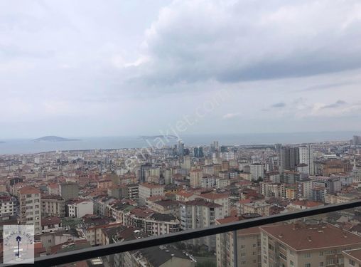 MALTEPE,TABLO ADALAR SİTESİNDE MUTEŞEM DENİZ MANZARALI