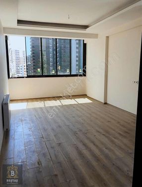 BEŞTAŞTAN TECEDE HAVUZLI LÜX 3+1 SIFIR FIRSAT DAİRE