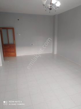 UYGUN EMLAKTAN YENİŞEHİRDE 1. KAT 4 ODA SATILIK DAİRE 