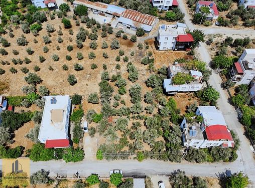 KOZAN GAYRİMENKUL'DEN BAĞLAR'DA ANA YOLA YAKIN 600 M2 ARSA