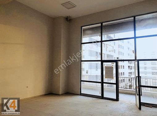 KAYAŞEHİR 22. BÖLGE DE SATILIK 70 M2 DÜKKAN TAPULU