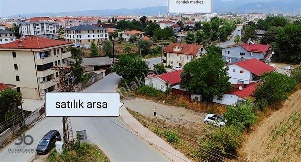 EGEMEN BOZKURT'TAN HENDEK'DE 3 KAT İMARLI 238 M2 ARSA