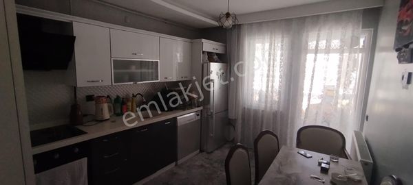  KÜTAHYA MERKEZ DUMLUPINAR (SPORKENT'TE) SATILIK ARA KAT 3+1 DAİRE