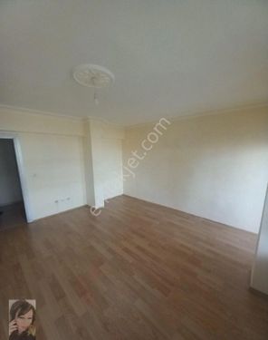 MUTLU'DA 3+1 BAHÇE KULLANIMLI YAPILI MASRAFSIZ SATILIK FIRSAT DAİRE !!!