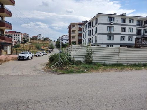  YALOVA ÇİFTLİKKÖY SATILIK ARSA !. 225 M2 (TİCARİ + KONUT)