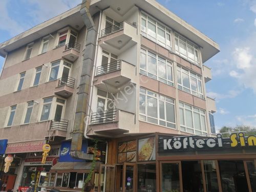  MAMAK CADDESİ ÜZERİ KÖŞE BAŞI YAPILI KİRALIK 3+1 DAİRE