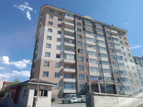 KARDELEN SİTESİNDE KİRALIK LÜKS 4 ARTI 1 DAİRE 