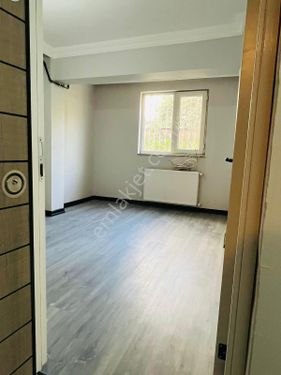 AKŞENDEN FATİH ŞEHREMENİDE 60M2 1+1 YÜKSEK GİRİŞ SATILIK DAİRE