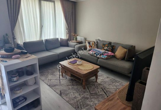 ESENYURT AKŞEMSETTİN MAHALLESİ ATALAY CADDE 2+1 AÇIK MUTFAK YENİ TEMİZ DAİRE