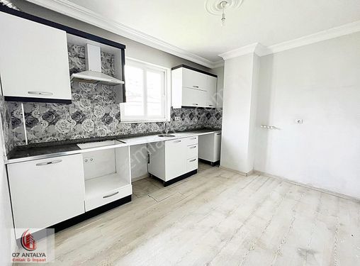 GAZİ MAHALLESİNDE ÜZERİ ÇATILI SON KAT 3+1 DAİRE