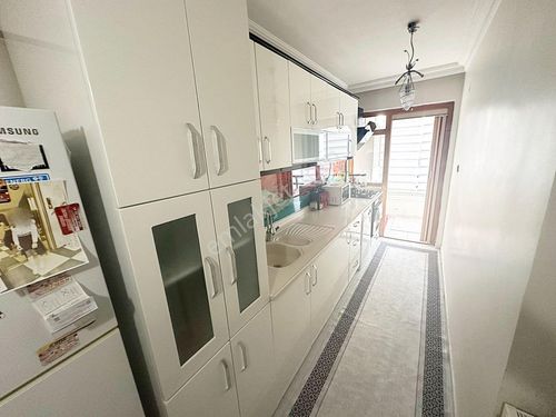 CİHANDAN PİRİ CADDESİNE PARALEL KATTA 3+1 GENİŞ MASRAFSIZ DAİRE