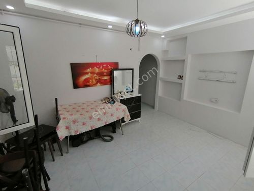  ŞANLI EMLAKTAN ÇINARCIK HARMANLAR MH. SAHİLE YAKIN,2+1 DOĞALGAZLI,SATILIK GİRİŞ KATI DAİRE