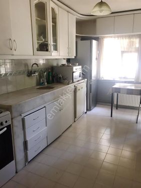  CUMHURİYET MAHALLESİ GAZİ CADDESİ ÜZERİNDE 3+1 DAİRE