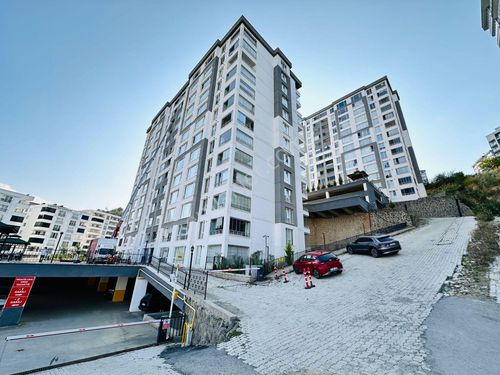  Trabzon Kaşüstünde Site İçinde Özel Yapılı 4+1 Daire