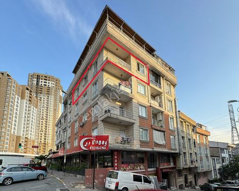  Esenyurt Talatpaşa Mahallesi'nde Geniş Kullanım Asansörlü Balkonlu Kiralık 2+1