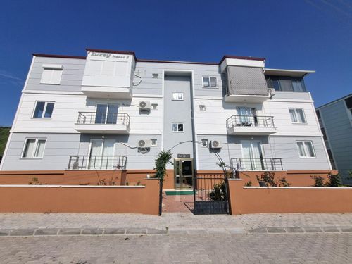 İSABEYLİ'DE KAMPÜSE YAKIN EŞYALI 1+1 KİRALIK DAİRE