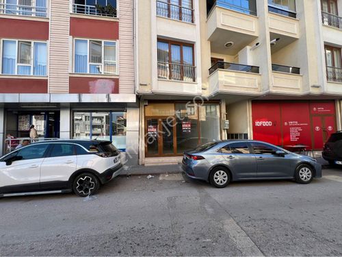  EMLAXO'dan İzmit Kadıköy'de Kiralık Dükkan