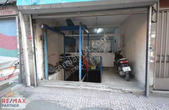 BAYRAMPAŞA SANAYİDE ZEMİNE BASAN SATILIK 375 M2 İMALATHANE