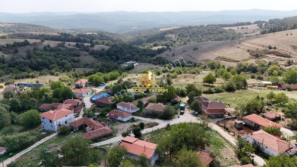  Köyün Ortasında 2 Yola Cepheli İMARLI İFRAZLI ARSA