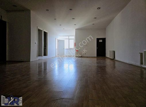 KADIKÖY SÖĞÜTLÜÇEŞMEDE KİRALIK 130 M2 OFİS. HOME OFİS DE OLUR