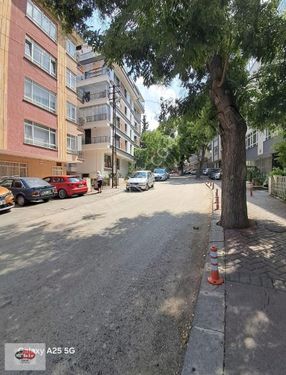 ESAT AKYÜZ SOKAKTA 2+1 FERAH SATILIK DAİRE