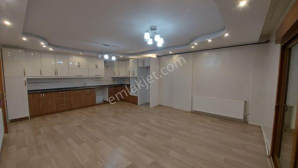 SİNAN EMLA TA CUMHURİYET MAH 3+1 180 M2 FUL LÜX DAİRE