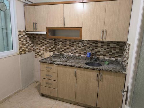 Pendik esenler mah 3+1 düz giriş kombili 110m2ktemiz kiralık daire