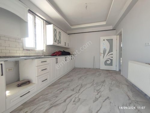 YEŞİLYURT MAHALLESİ'NDE SATILIK 2+1 DAİRE