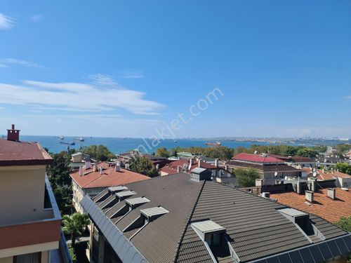  Güney Emlak - Deniz Manzaralı Ara Kat Kiralık Daire