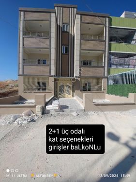 3 odalı işçilik süper kat seçenekleri var sıfır çift cephe 