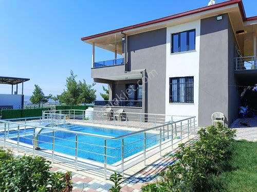 Torbalı çapakta muhteşem villa 