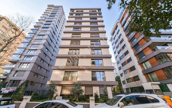 GÖZTEPE ÇİFTEHAVZULAR SAHİL BANDINDA İSKANLI 140M2 NET SIFIR 4+1 YÜKSEK TAVAN DAİRE