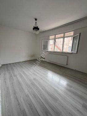 YENİKÖY BAĞLARMEVKİNDE DE 1+1 KİRALIK DAİRE 