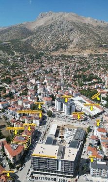 ELMALI MERKEZDE 3+1 160 m² DOĞALGAZLI EŞYALI DAİRE SATILIKTIR