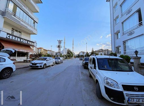 SÜRSÜRÜ MAHALLESİNDE SATILIK ARAKAT 4+1 DAİRE