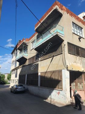  VİŞNE CADDESİNE ÇOK YAKIN 164 M2 3 KATLI KARGER BİNA 