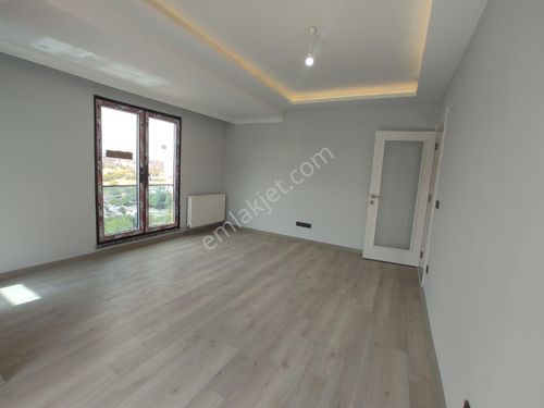  Gaziosmanpaşa'da Kiralık Sıfır 2+1 Daire Bağpark Evleri