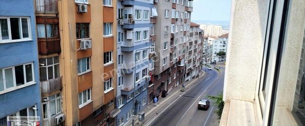 BURSA KILIÇ TAN SETBAŞI NAMAZGAH TA 2,5+1 KİRALIK 3.KATTA DAİRE