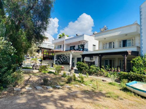  Bodrum Güvercinlik Denize Birkaç Adım 3+1 Müstakil Satılık Villa