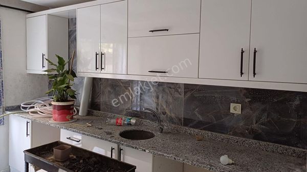  KONAK MAHALLESİNDE KİRALIK 2+1 GİRİŞ KAT DAİRE 