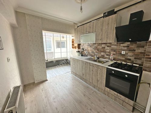  BAHÇELERÜSTÜ DÜZLÜKTE KATTA ÖN CEPHEDE YAPILI 3+1 SATILIK DAİRE