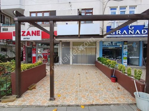  Yalova Merkez Fatih Caddesinde Kiralık Dükkan