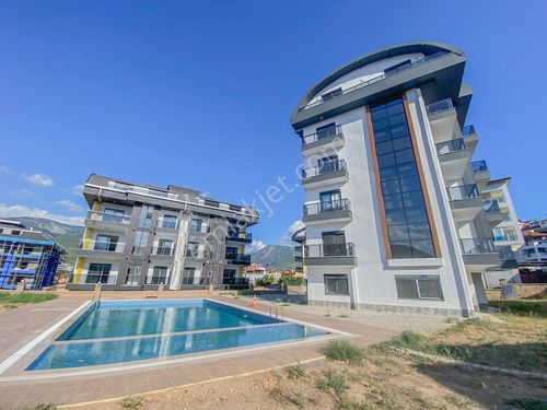  ALANYA OBA MAHALLESİNDE SATILIK 1+1 SİTE İÇERİSİ HAVUZLU DAİRE