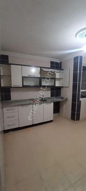 kiralık daire Bağlarbaşı doğum hastanesinin karşı arada 3+1 