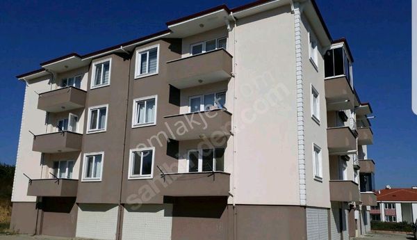 Geniş Oturumlu Özel garajlı Daire