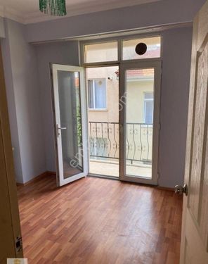 BÜYÜKDERE'DE 55 m² 1+1 KİRALIK DAİRE