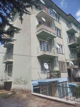 DUMLUPINAR MAHALLESİNDE SATILIK DAİRE 