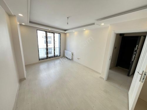 BAYKAL İNŞ UGURMUMCU MH 2+1 85M2 SATILIK ARAKATLAR